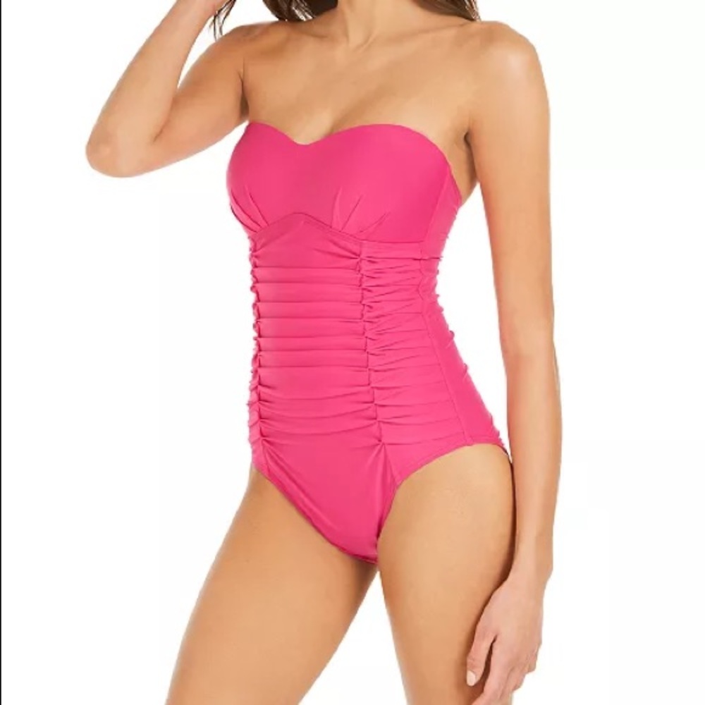 DKNY One Piece Tummy Control Swimsuit
Size 10